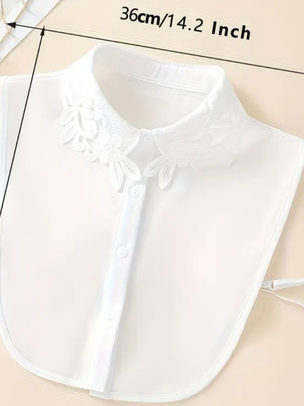White Lace Collar Button-Up Blouse - Picture 3 of 4